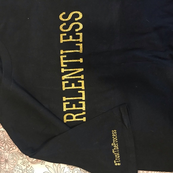 T-Shirts - Picture 3 of 7